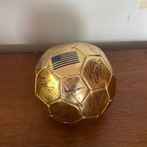 5 inch gold mini women's USA soccer ball USWNT 2019 players Rapinoe Ertz Heath